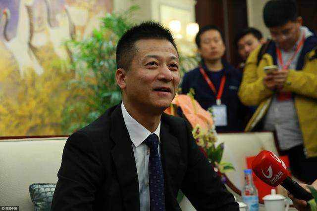 我想不出能比汤姆;汉克斯更适合诠释这部电影意义的演员